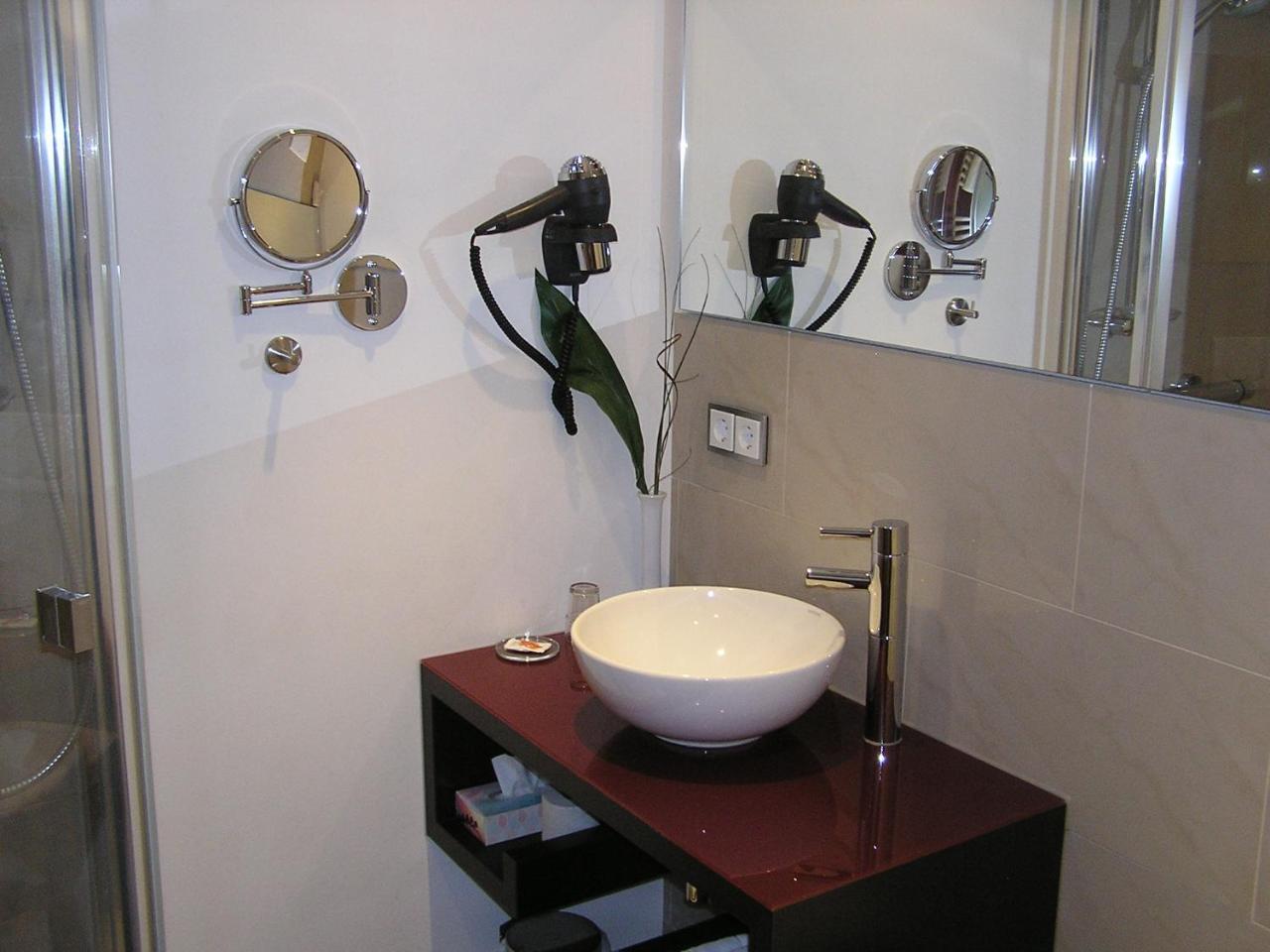 Hotel Zur Promenade Donauworth Bagian luar foto