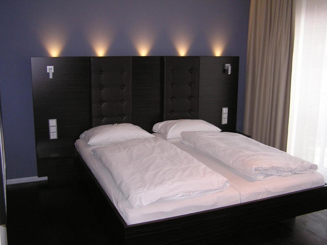 Hotel Zur Promenade Donauworth Bagian luar foto